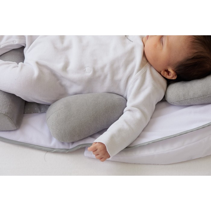 Ergonomic baby sleeping cocoon