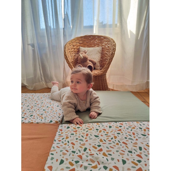 Tapis de jeu bébé Terrazzo