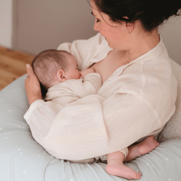 Breastfeeding and pregnancy pillow with stars - Tinéo