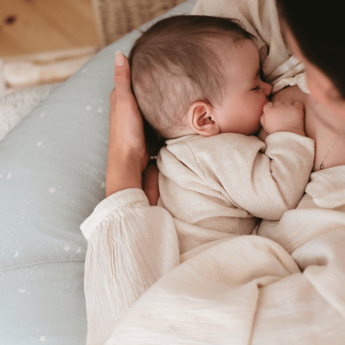 Breastfeeding and pregnancy pillow with stars - Tinéo