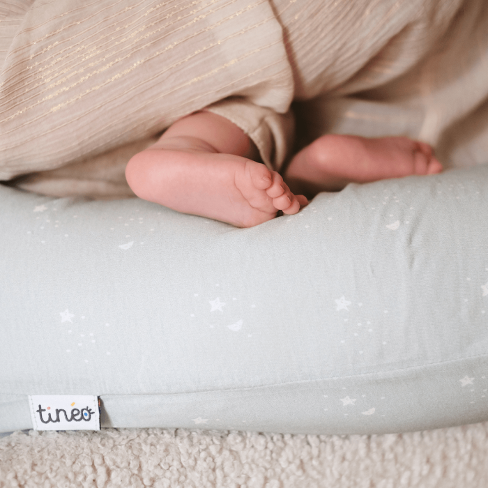 Breastfeeding and pregnancy pillow with stars - Tinéo