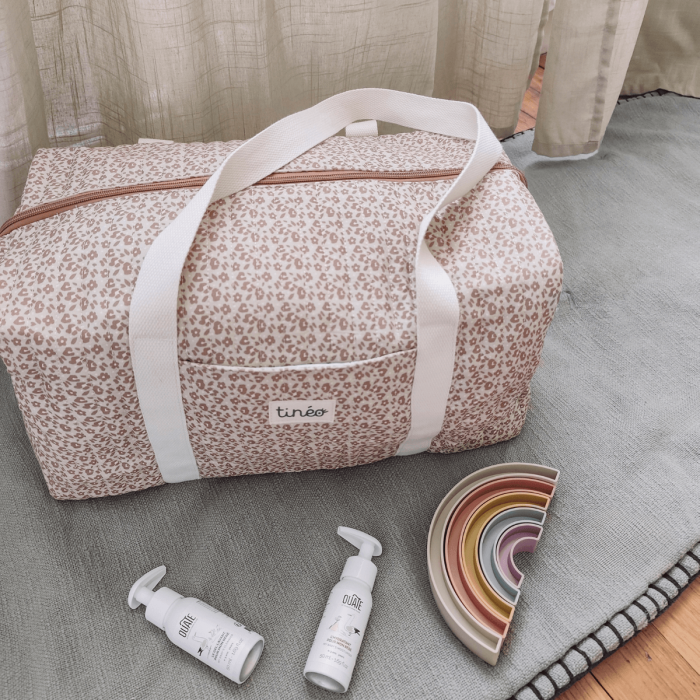 Leopard print diaper bag in coffee brown - Tinéo