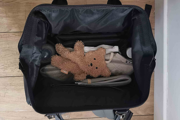 quels jouets et doudou emporter avec bébé