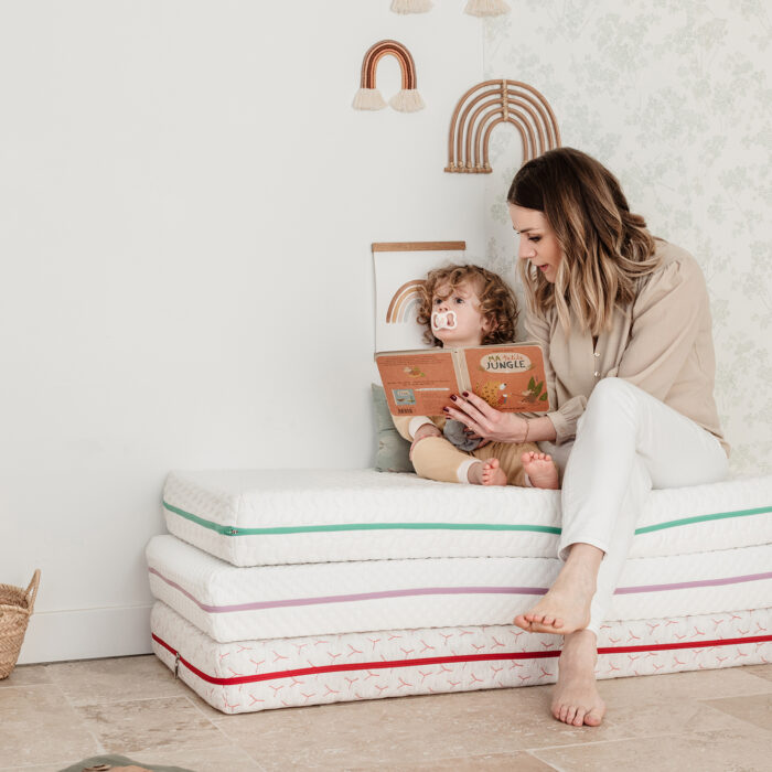 Combien de temps doit dormir un bébé - Candide & Tinéo